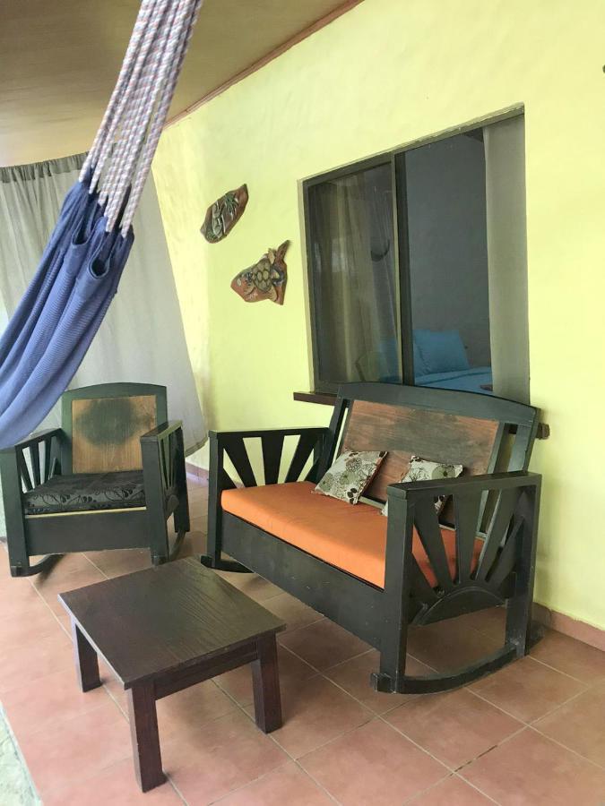Casa Caribbean Coconut Hotel Кахуита Екстериор снимка