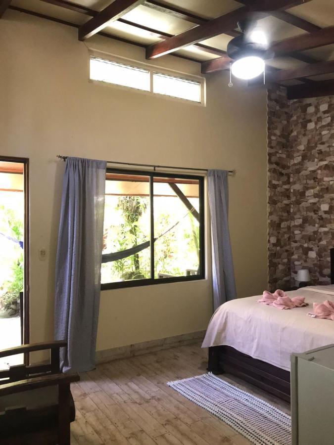 Casa Caribbean Coconut Hotel Кахуита Екстериор снимка