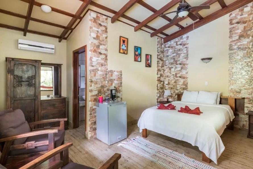 Casa Caribbean Coconut Hotel Кахуита Екстериор снимка